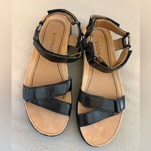 Vionic Kayani Black Leather Sandals Womens 6 Comfort Orthotic Adjustable Velcro